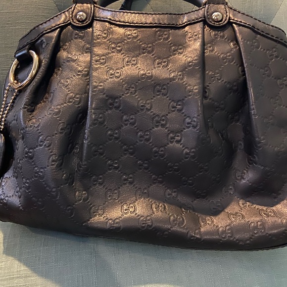 Gucci Black Leather Sukey Handbag - Picture 13 of 16